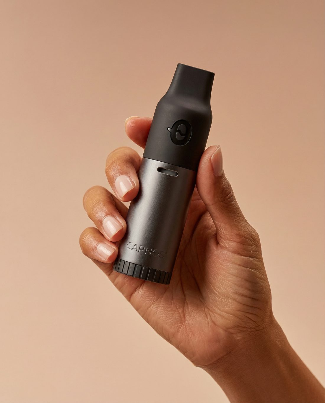 CAPNOS device in hand